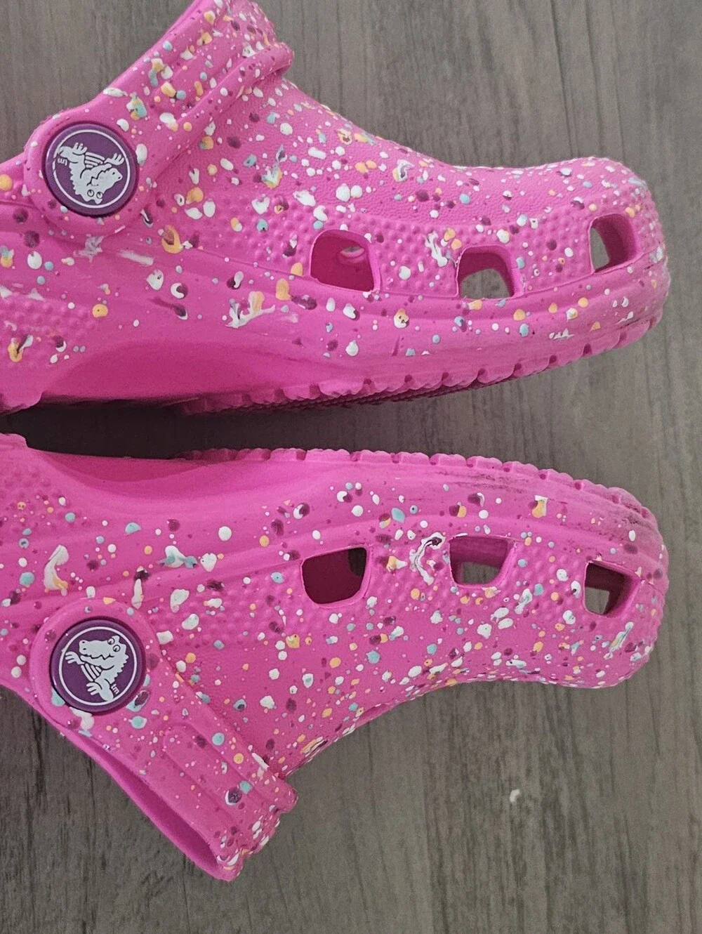 CROCS Kids Pink Paint Splatter Clogs Heart Jewel Toddler Girl C 11